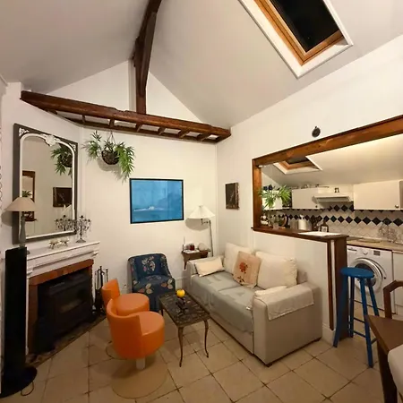 Charming Fisherman's House, 15-min Walk To The