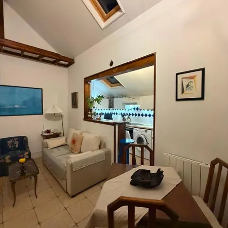 Charming Fisherman's House, 15-min Walk To The Apartman *