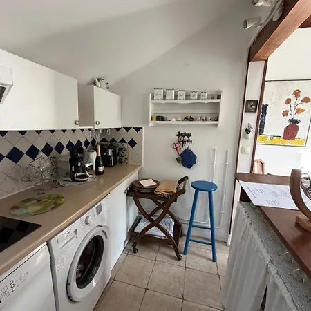 Apartamento Charming Fisherman's House, 15-min Walk To The *